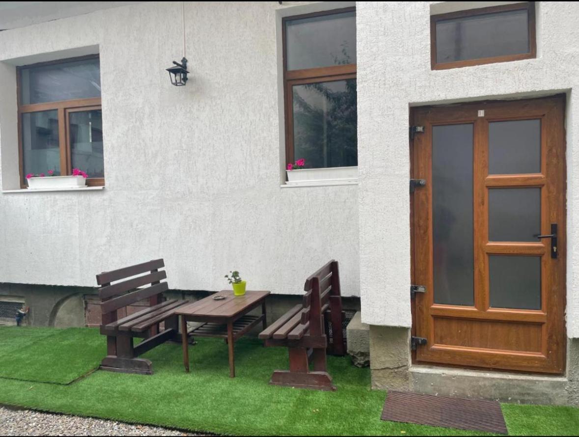 Schei Brasov-Скей Брашов Apartamento Exterior foto